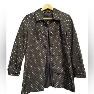 Talbots Rainjacket, size 4 Petite. Excellent condition. Dark blue w polka dots.